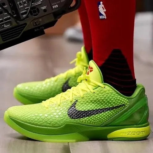 pre order kobe grinch