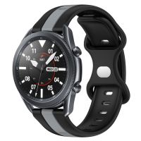 【พร้อมในสต็อก】สำหรับ Samsung Galaxy Watch3สายสองนาฬิกาซิลิโคนสีตัวล็อกแบบผีเสื้อ45มม. 22มม. สีดำ + สีเทา)