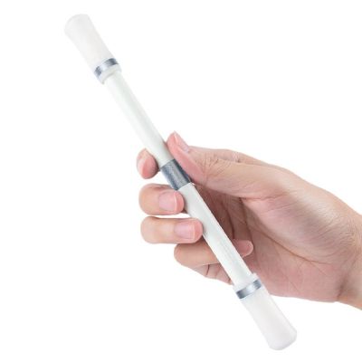ปากกาหมุนได้สำหรับเล่นเกมของเล่นเสริมปัญญากันลื่นอุปกรณ์หมุนปากกาเครื่องเขียน Relief ความดันสำหรับโรงเรียนแนวใหม่