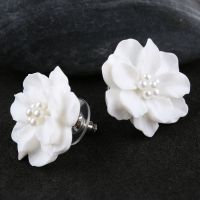 [LK] Elegant Resin Flowers Faux Pearls Women Earrings Ear Studs Dating Party Jewelry