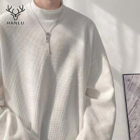 Hanlu เสื้อยืดแขนยาววาฟเฟิลคอยาวปานกลางแบบใหม่สําหรับผู้ชาย เสื้อสเวตเตอร์อินเทรนด์ทมรงหลวมเสื้อลําลอง ท็อปส์ซูในสไตล์ฮ่องกงชายเสื้อยืดสีทึบผชเสื้อยืดหนาเสื้อกันหนาว แมทช์ง่าย