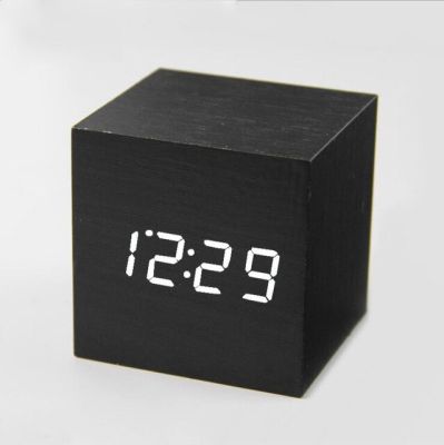 นาฬิกาดิจิทัลไม้แอลอีดี Despertador มินิเตือนนาฬิกาสี่เหลี่ยมน่ารักควบคุมเสียงมินิเตือนนาฬิกาที่เรียบง่าย