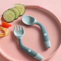 Childrens Learning to Eat Training Tableware Twisted Fork Spoon Silicone Soft Spoon Baby Flexible Spoon Kitchen Accessories Bowl Fork Spoon Sets