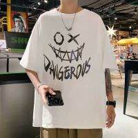 【KT เสื้อผ้า】เสื้อยืดแขนสั้นผู้ชาย Graffiti ยิ้มฤดูร้อนปี 2021