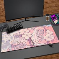 （Lao 6 s mouse pad） อะนิเมะ Kawaii แผ่นรองเมาส์ยางขนาดใหญ่ความเร็วในการเล่นเกมน่ารัก XXL M Ousepad แป้นพิมพ์ล็อคขอบโอตาคุโต๊ะคอมพิวเตอร์แผ่นตารางพรมเคสและซองมือถือ