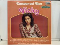 1LP Vinyl Records แผ่นเสียงไวนิล LAMOUR EST BLEU  VICKY (E11A94)