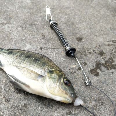 ：“{—— Automatic Fishing Hook Spring Ejection Fishhook Fishing Device All The Water Fish Fast Catch Tool Setfishing Hook