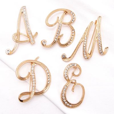 Women Luxury Letter Brooch Pins In Gold Color Rhinestones Crystal English Alphabet Metal Pins Cute Jewelry Accessories Gift