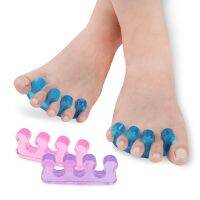 ☞✁ 1 Pairs Protective Toes Separator Suitable Bunion Corrector Material Soft Gel Straightener Spacers Stretchers Care Tool