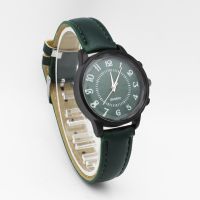 【July】 Ladies black shell simple digital face female watch without mark student matching one piece dropshipping