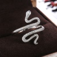 Huitan Fashion Metallic Snake-shape Women Rings Daily Wearable Versatile Jewelry Delicate Girl Accessories for Party Snake Rings