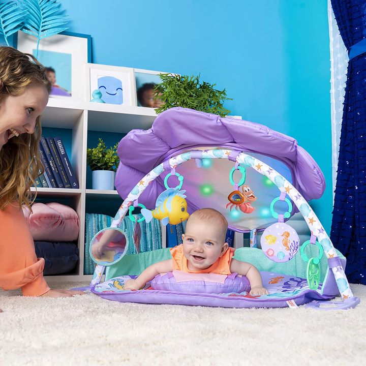 bright-starts-the-little-mermaid-twinkle-trove-light-up-musical-baby-activity-gym-with-tummy-time-pillow-ราคา-4-390-บาท
