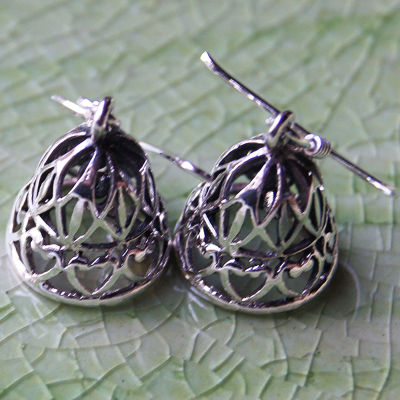 Beautiful ลวดลายไทย น่ารักกระดิ่งลวดลายไทยตำหูเงินสเตอรลิงซิลเวอรสวยของฝากที่มีคุณค่า ของขวัญชาวต่างชาติชอบมาก Thai design earrings bell sterling silver 925