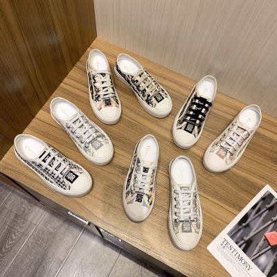 Embroidered small white shoes, three-dimensional embroidery flat bottomed casual board shoes, womens shoes