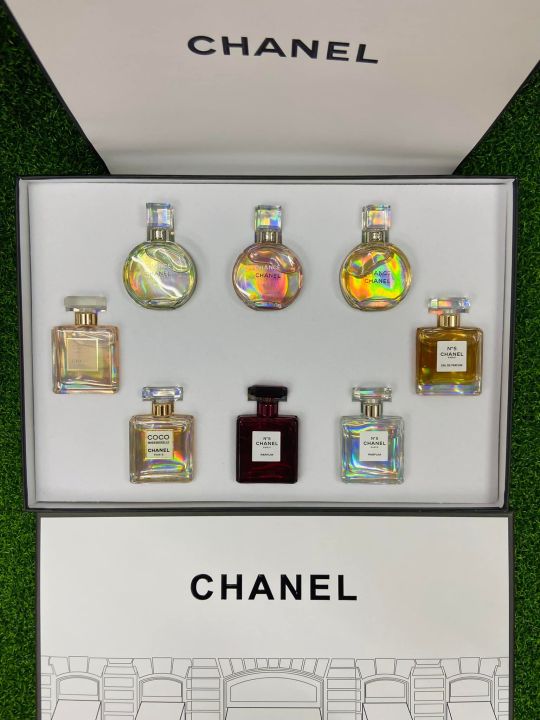 CHANEL 8IN1 PERFUME GIFT SET
