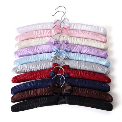 1PC 38cm Satin Padded Hanger Silk Wrapped Clothes Hanger Clothes Hanging Silver Hook Sponge Hangers Clothes Shop Display Hangers Clothes Hangers Pegs