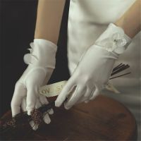 ✹☂☸ HONGFUYU Satin Flower Bride Gloves for Wedding Opera Dinner Party White Short Bridal Glove Banquet Accessories