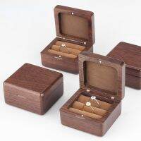 （QIQI tool） วอลนัท WoodRing ต่างหูจี้ JewelryBox แต่งงานของที่ระลึกที่จัดเลี้ยงวันหยุดขายส่งที่กำหนดเอง