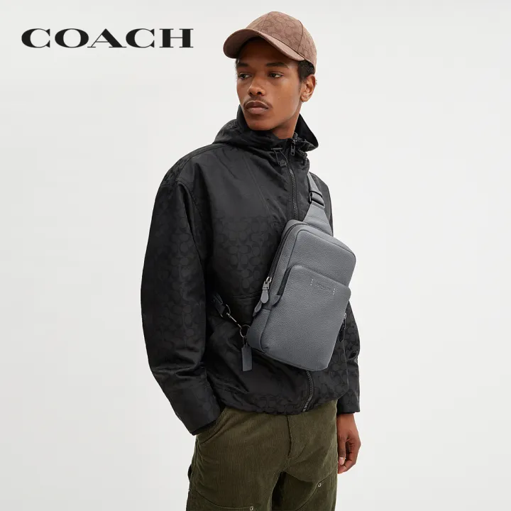 coach-กระเป๋าสะพายข้างผู้ชายรุ่น-gotham-pack-สีเทา-c5331-n19