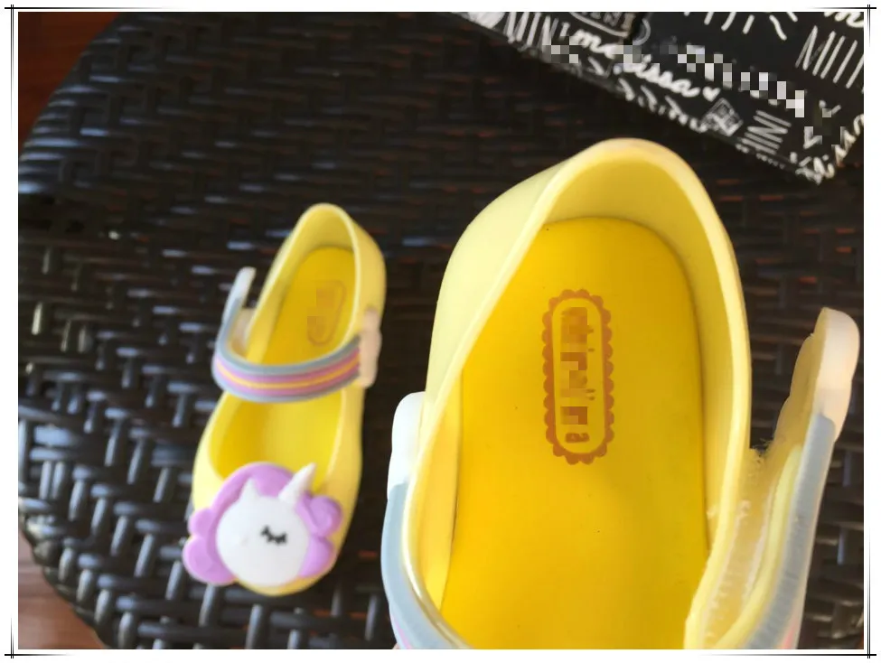 จัดส่งฟรี】Melissa Unicorn Children's Shoes Children's Sandals Girl Princess  Fish Mouth Jelly Shoes Beach Crystal Children's Shoes 