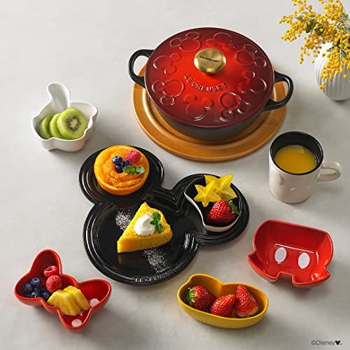 le-creuset-ดิสนีย์มิกกี้เมาส์ชุดอุปกรณ์บนโต๊ะอาหารเชอร์รี่สีแดง