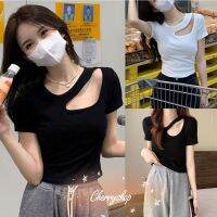 cherryshop พร้อมส่ง?เสื้อท่อนบน?เสื้อยืดแขนสั้นฉลุลายสำหรับผู้หญิงเสื้อตัวสั้นทรงสลิมดีไซน์ใหม่