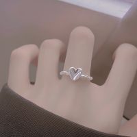 [COD] love ring high-end new light luxury female personality braided twisted heart-shaped gold-plated plain