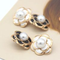 25mm Fashion Flower Pearl Gold Metal Buttons For Garment Women Jacket Sweaters Decorative Handmade Sewing Accessories Wholesale Haberdashery