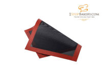 Silicone Crispy mat 30x40 cm. Black Color with Red Edg / แผ่นซิลิโคนรองอบ