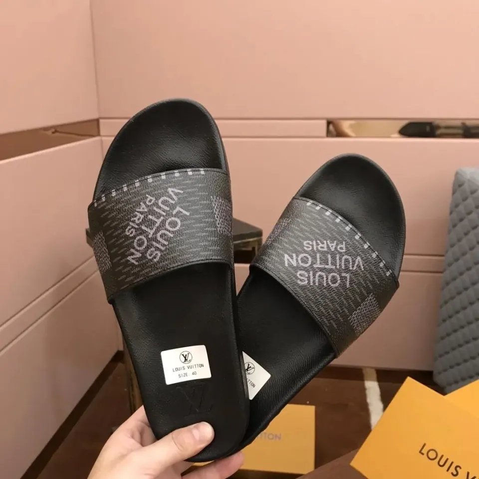 High-end Gift BOX] Global Super High Quality Slippers Brand House Slippers  Men and Women Fashion Lightweight Summer Slippers Beach Shoes Sandals