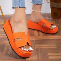 Summer Platform Slippers Women Wedge Round Toe Casual Flat Slippers Leather Outdoor Rubber Slippers Luxury High Quality Golden