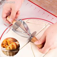 Making Croissant Bread Wheel Dough Pastry Cutting Knife Stainless Steel Rolling Cutter Kitchen Accessories Bakery Tools