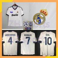 ?? เสื้อกีฬาแขนสั้น ลายทีมชาติฟุตบอล La Liga RM 12/13 2012/2013 ชุดเหย้า SERGIO RAMOS 4 RONALDO 7 OZIL 10 Popular