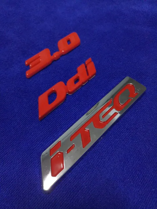 AD.โลโก้ 3.0 Ddi  iTEQ สีแดง (D-MAX 2007-2011) ราคาต่อ1ชุด