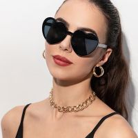 Summer Heart Sunglasses Trendy Heart Shaped Sun Glasses Women Party Glasses Halloween Cosplay Glasses UV400 Protection Eyewear 【APR】