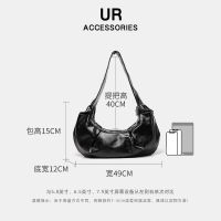 UR soft black female sense of the new 2023 senior commuter one shoulder horns bag dumpling packages fashionable joker bag --ndjb238803