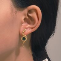 [COD] and temperament diamond-studded snake-shaped earrings female retro emerald winding snake ins