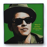 Bruno Mars บรูโน่ มาร์ นักร้อง ศิลปิน Music ดนตรี รูปภาพ​ติด​ผนัง​ pop art พร้อมกรอบและที่แขวน กรอบรูป ของขวัญ​ แต่งบ้าน ของ​สะสม​ รูปภาพ