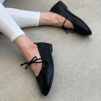 [The Kelly Studio] Ready Stock Soft Leather Low Ballet Ribbon Shirring Strap Womens Flat Korean Shoes 2022 BA325