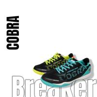 สินค้าลิขสิทธ์ [ ของแท้ 100 %] รองเท้าฟุตซอลเบรคเกอร์ MONSTER COBRA BC-011