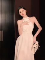 Genuine Uniqlo High-end Hepburn style French high-end sexy dress small white long skirt for women early autumn royal sister style waist halter dress