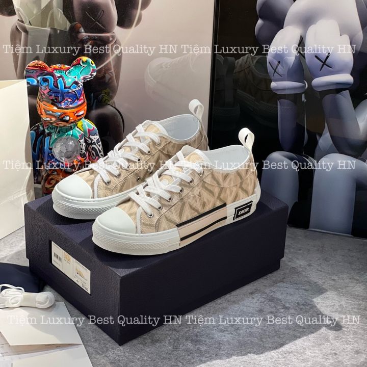Giày thể thao Dior B27 sẽ khiến các sneakerhead phát cuồng  Harpers Bazaar