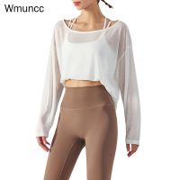 Wmuncc เสื้อยืดแขนยาว เปิดไหล่ข้างเดียว ทรงหลวม ระบายอากาศ น้ําหนักเบา เหมาะกับการเล่นโยคะ ฟิตเนส กีฬา วิ่ง แฟชั่นฤดูร้อน