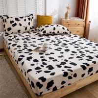 Winter Warm Soft Fitted Sheets Dust Cover Protector Cows Print Flannel Universal Mattress Cover CashmereThicken Bed Sheet