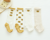 Baby knee socks ถุงเท้าแบบยาว 1 set มี 4 คู่