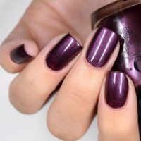 พร้อมส่ง OPI - Boys Be Thistle-ing at Me สีม่วงเปลือกมังคุดที่เติมชิมเมอร์เมทัลลิคลงไป แท้ ?%