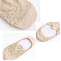 Women Invisible Summer Sock Slippers Fashion Style Lace Flower Cotton Sole Solid Color Elastic Boat Sock Silica Gel Antiskid