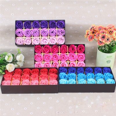 [AYIQ Flower Shop] ดอกกุหลาบกรณีดอกไม้กล่องสบู่18ชิ้นหอมดอกกุหลาบกลีบอาบน้ำร่างกายสบู่งานแต่งงานตกแต่งเทศกาลของขวัญ40