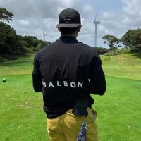 Malbon Golf High-Necked Golf High-Shick,ระบายอากาศได้แขนสั้นสีทึบ Topi Bucket เสื้อยืดพิมพ์ลาย J.lindeberg DESCENTE PEARLY GATES ANEW Footjoymalbon Uniqlo