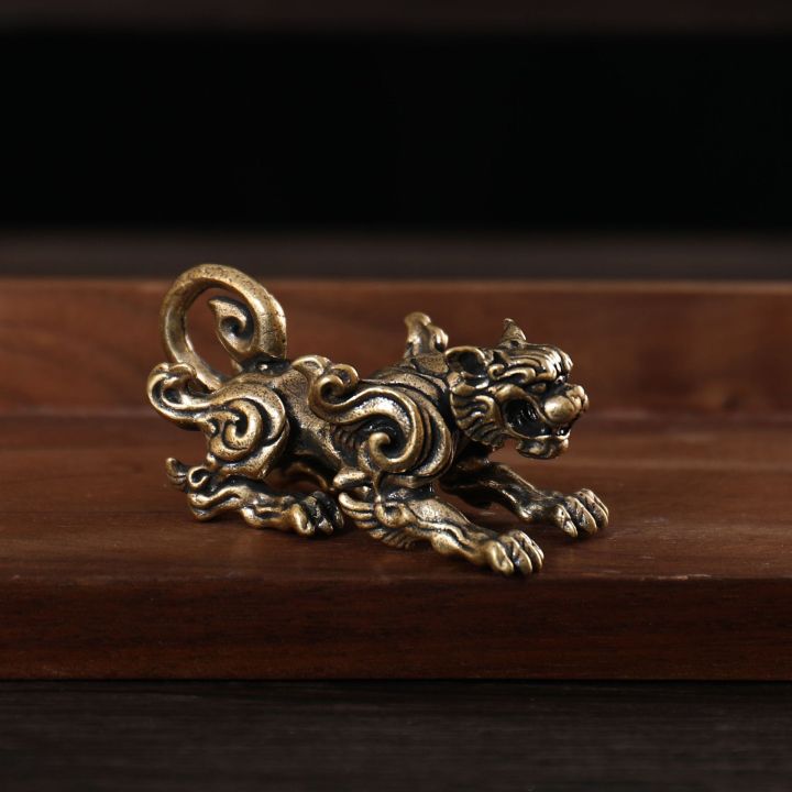 รูปปั้นสิงโตยูนิคอร์นทองเหลืองสำหรับตกแต่งบ้านขนาดเล็กตกแต่งโต๊ะรูปปั้นเล็กรูปแกะสลักขนาดเล็ก